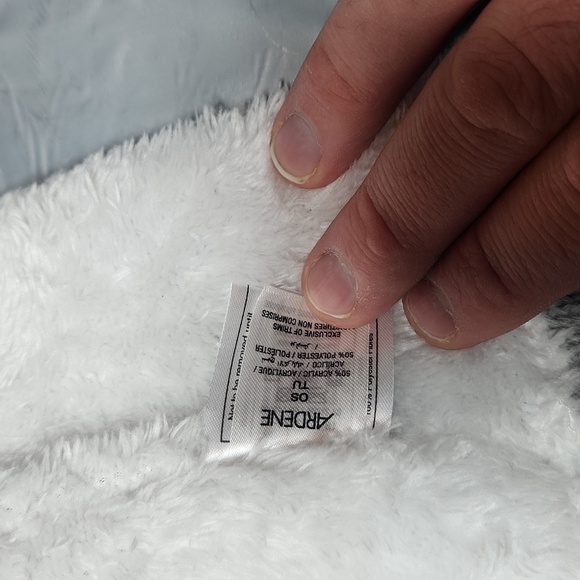 Ardene Hat - Picture 4 of 7